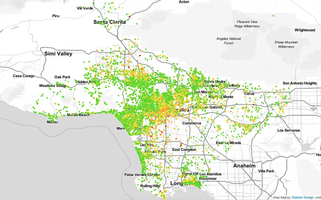 Los Angeles neighborhoods, rated by Airbnb guests.