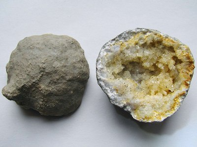 Geode is symbol of Iowa