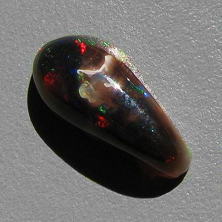 Black fire opal