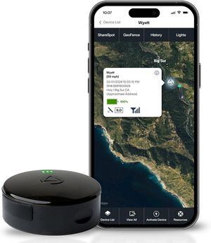 LandAirSea 54 GPS Tracker